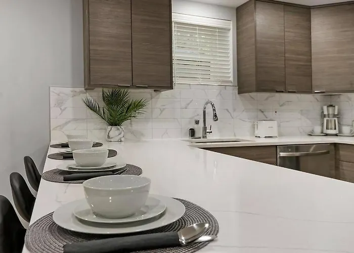2br Close To Local Cafes & Stores - Magnolia G *
